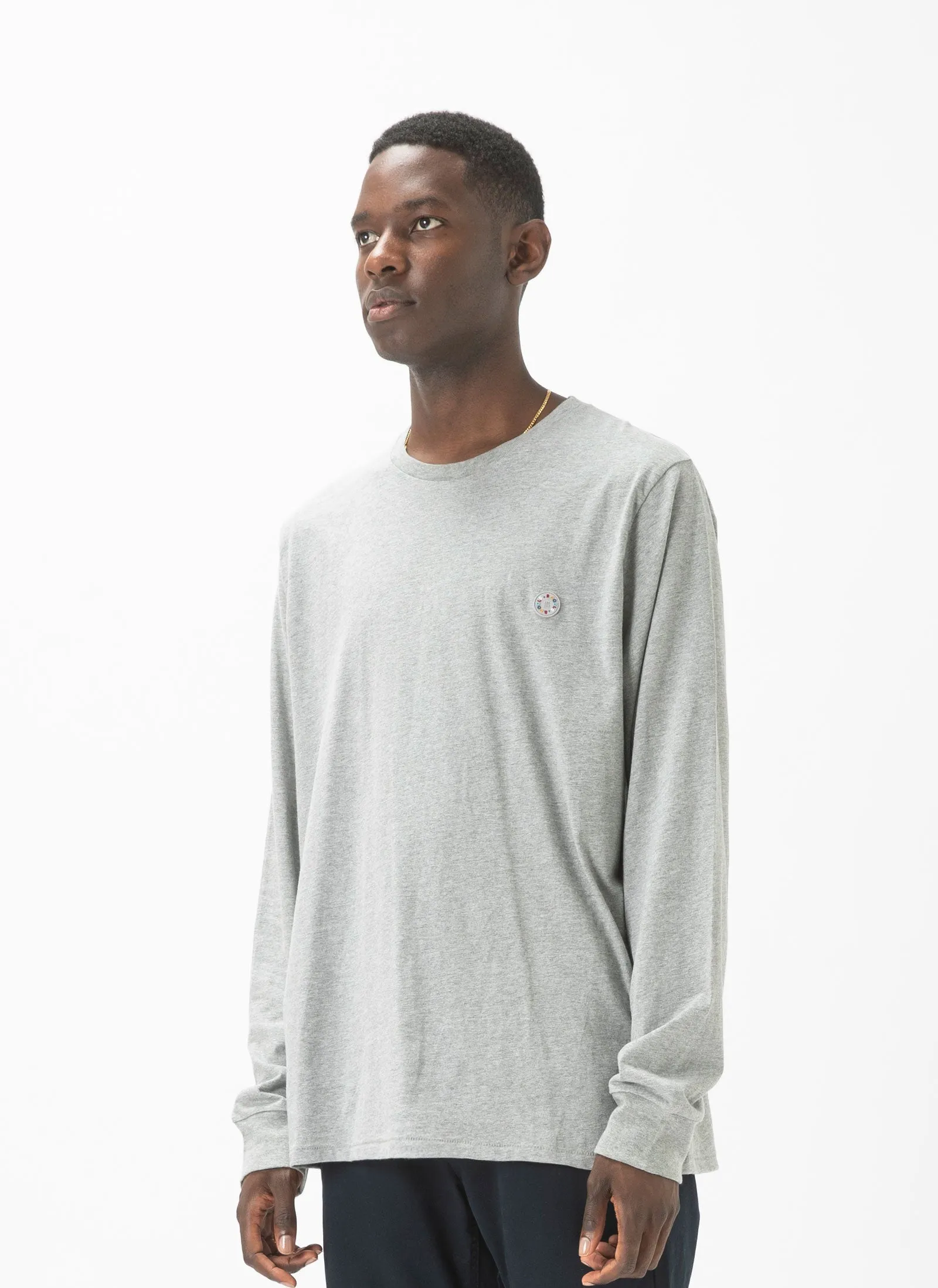 Badge LS Tee Grey Melange