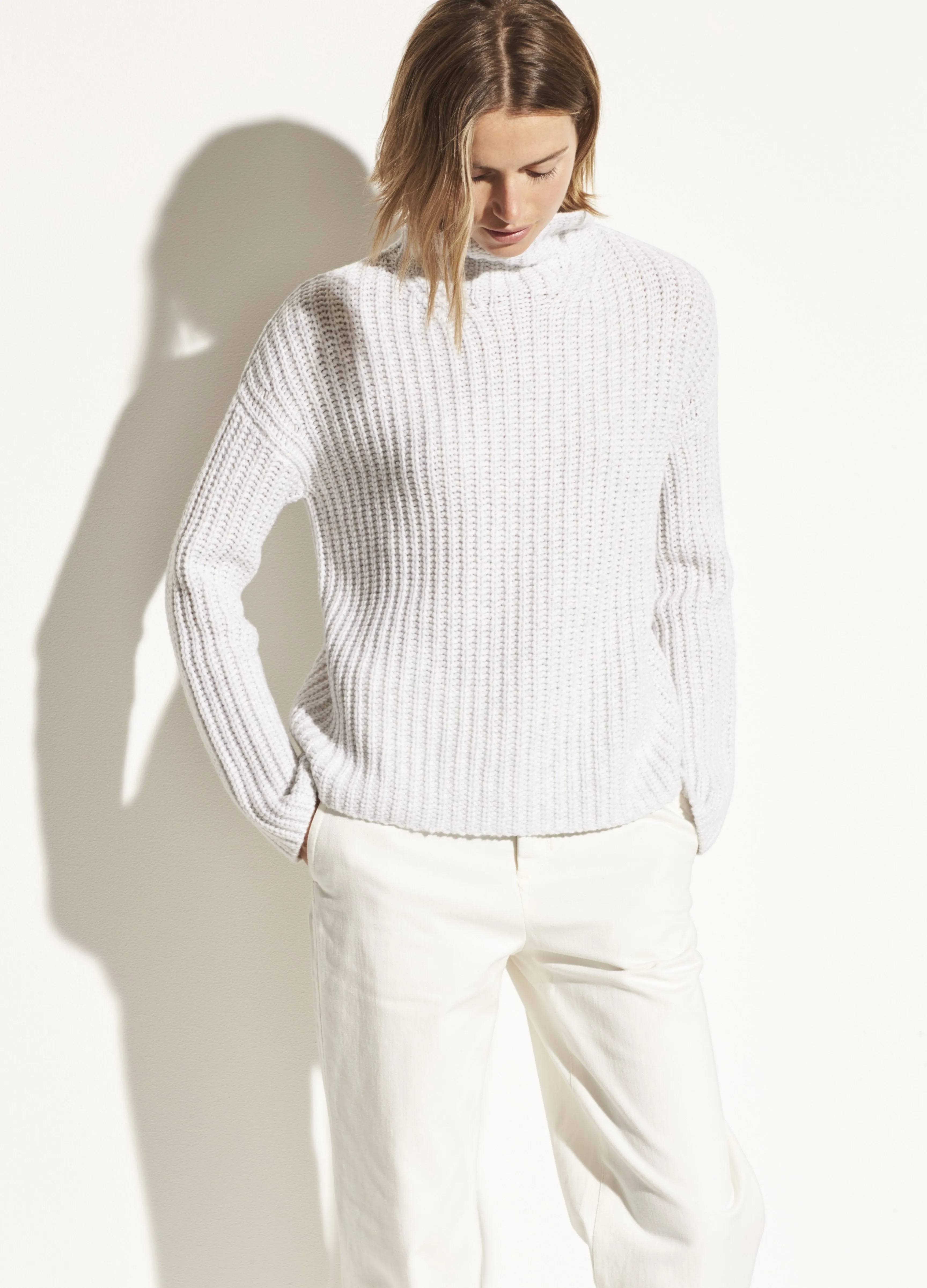 Chunky Ribbed Turtleneck in Light Grey