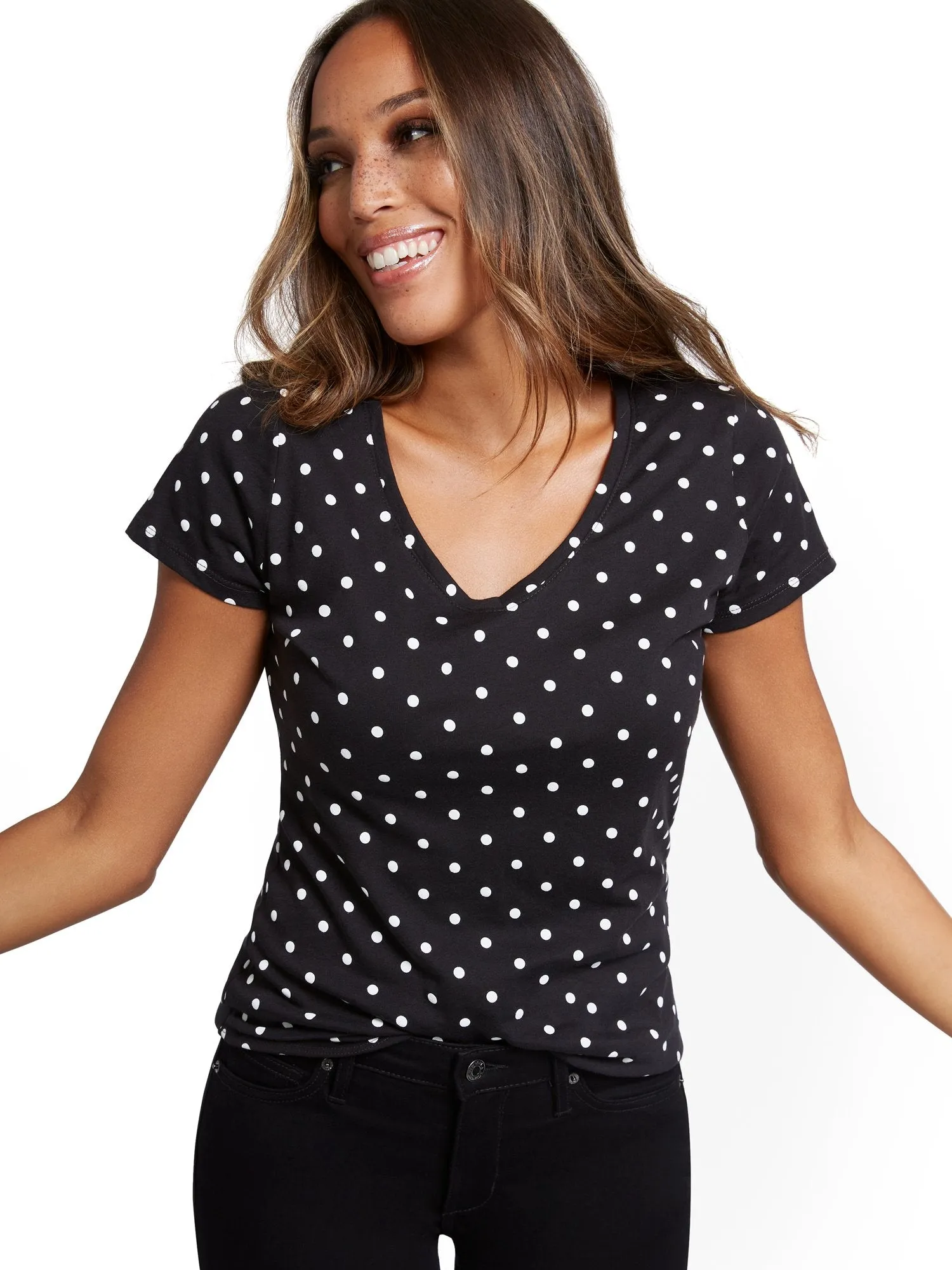 Dot-Print V-Neck Perfect Tee