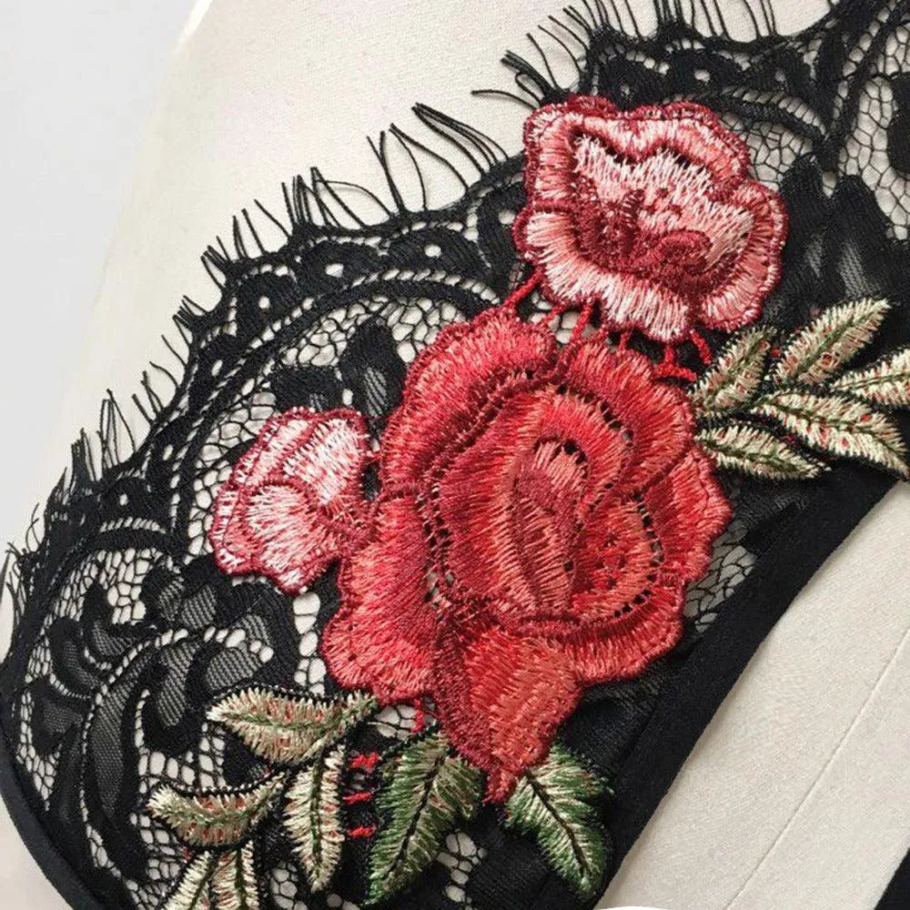 FLORAL EMBROIDERY BRALETTE