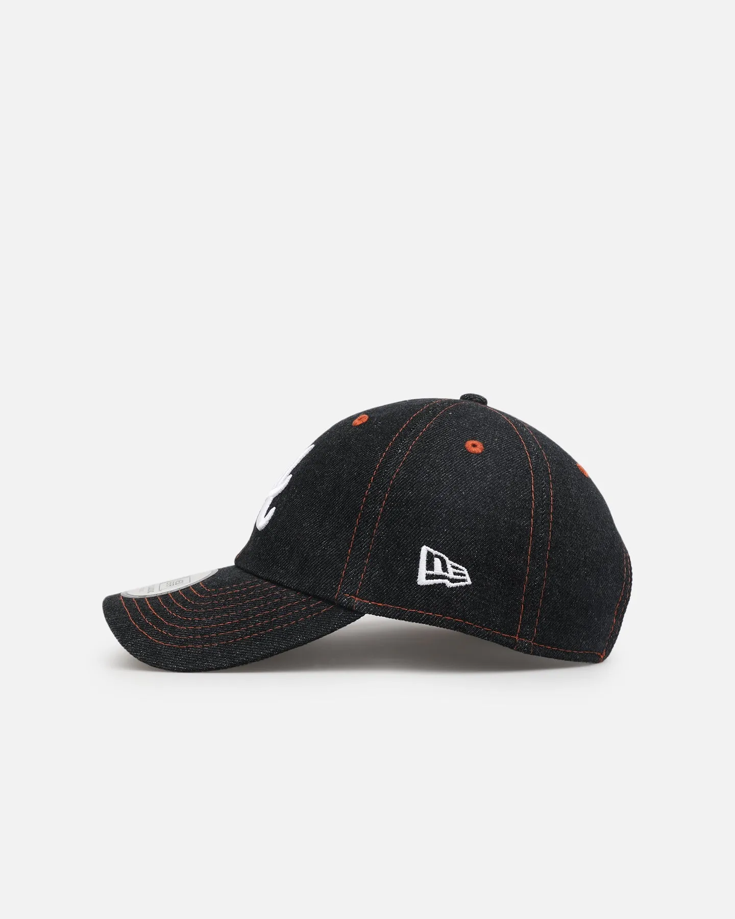 New Era Atlanta Braves "Black Denim" Classic Casual Strapback Black Denim/Rust Contrast